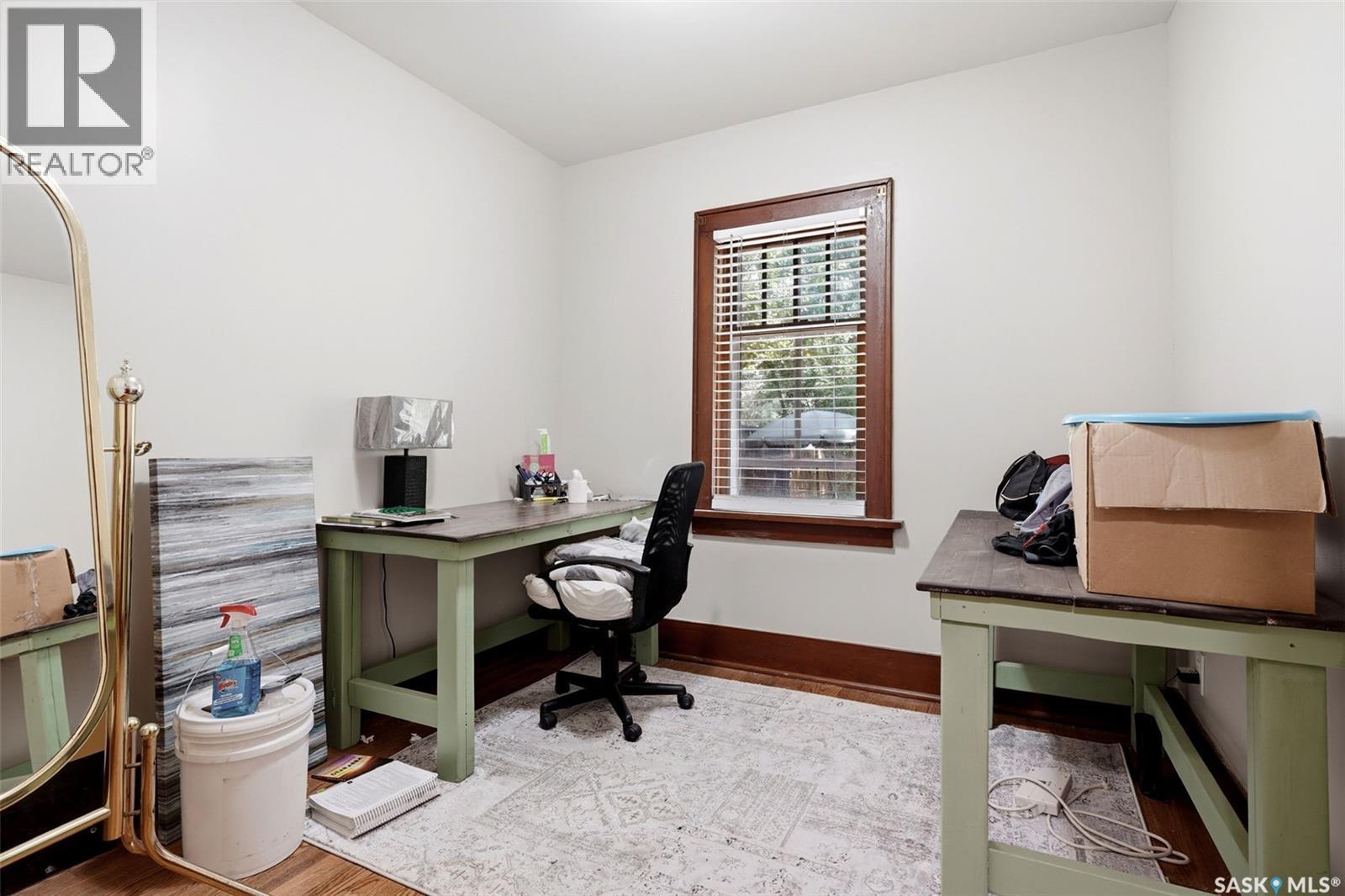 1555 Retallack Street Property Photo 19