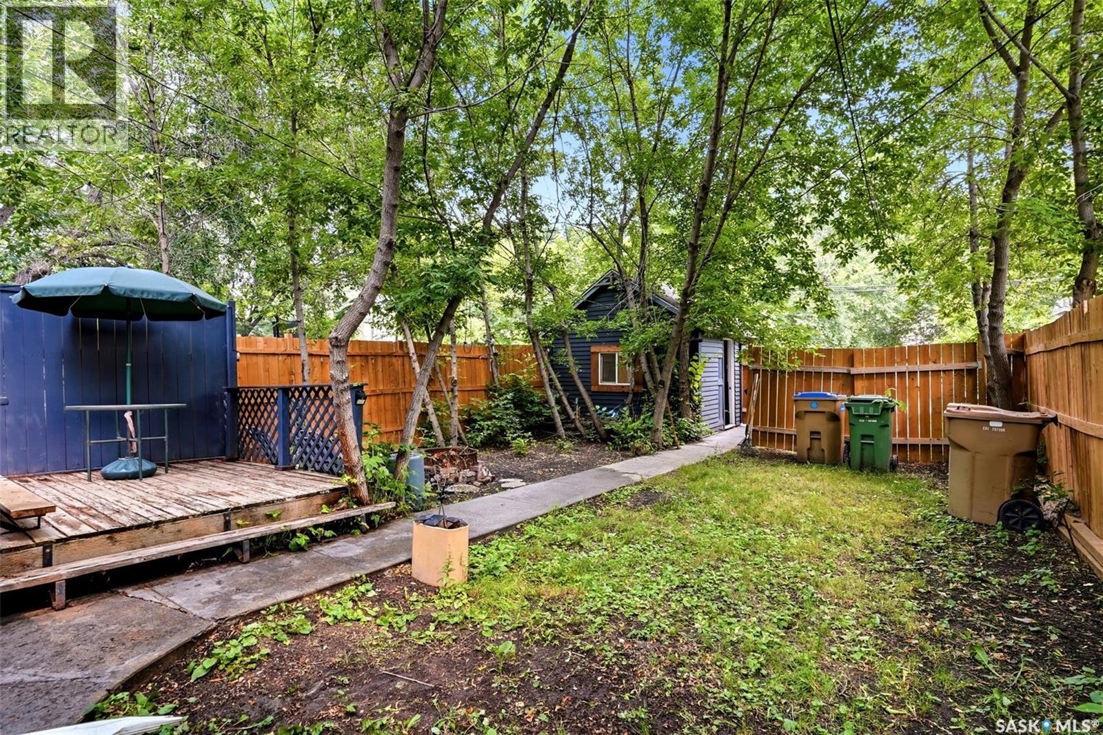 1555 Retallack Street Property Photo 30