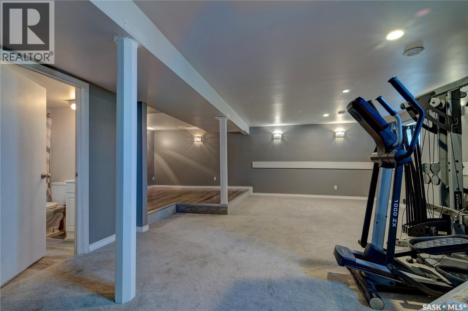 1210 Flexman Crescent Property Photo 17