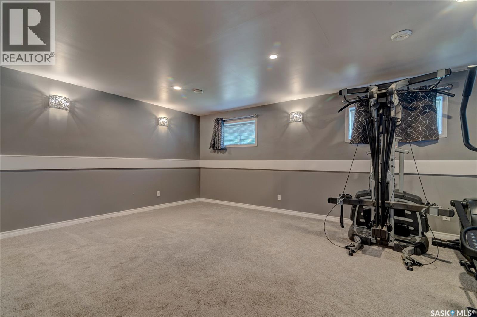 1210 Flexman Crescent Property Photo 18