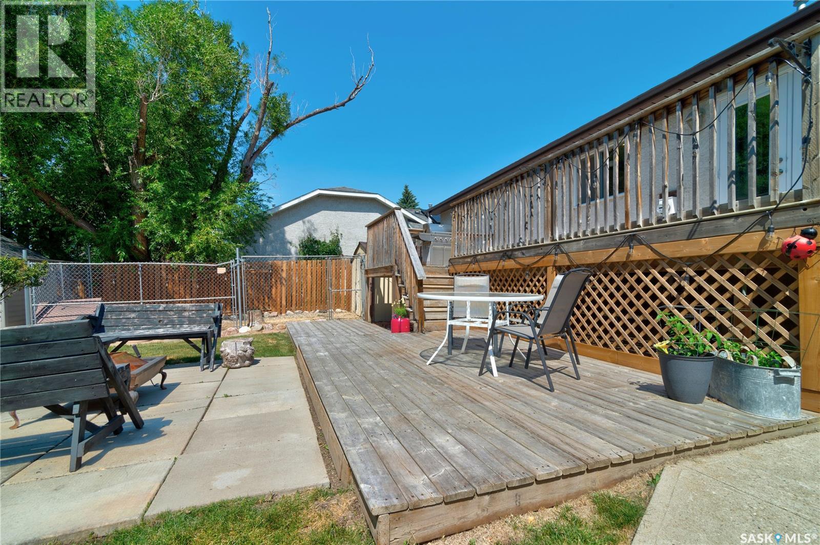 1210 Flexman Crescent Property Photo 30