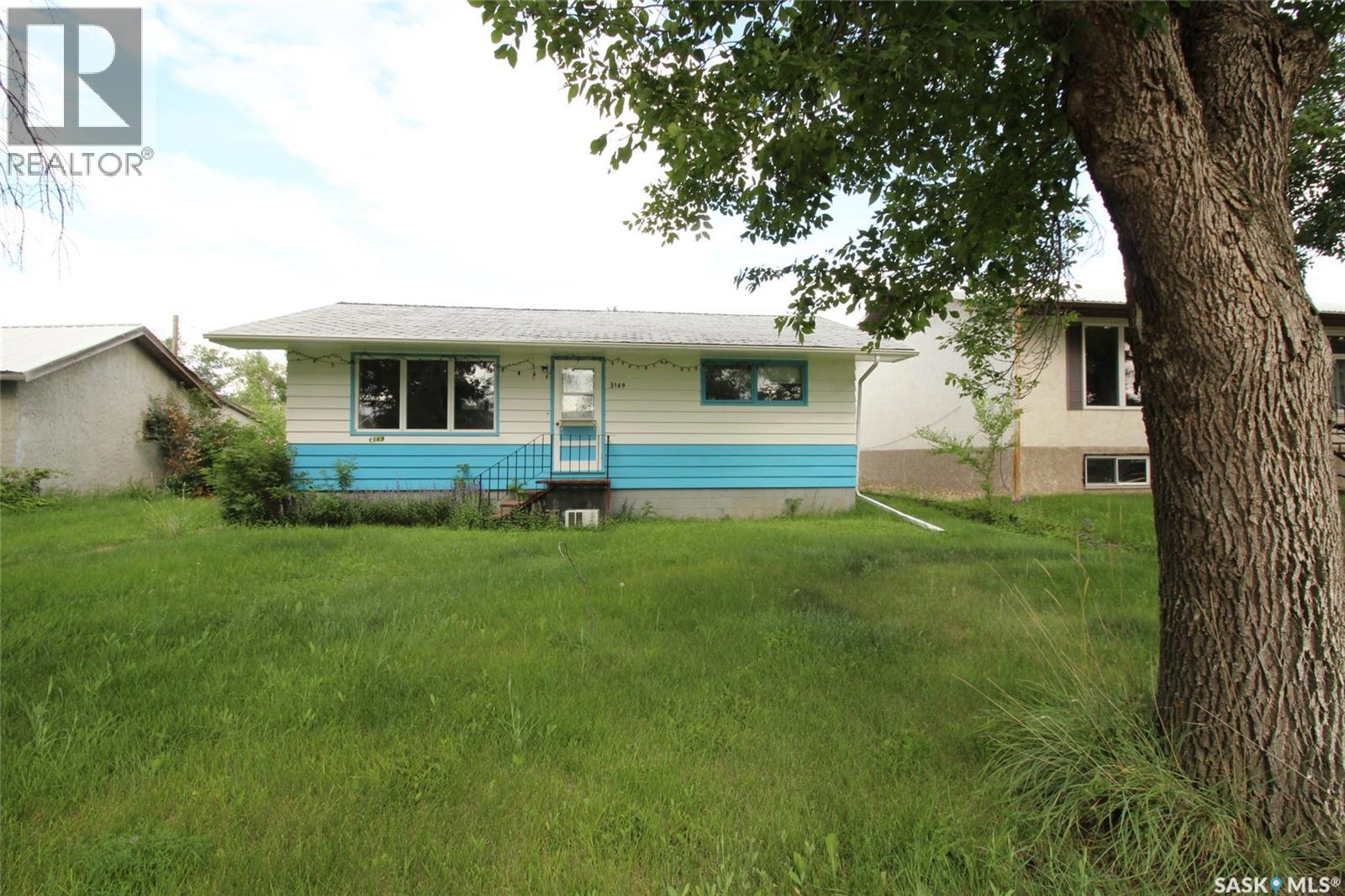 3169 Rutland Avenue Property Photo 1
