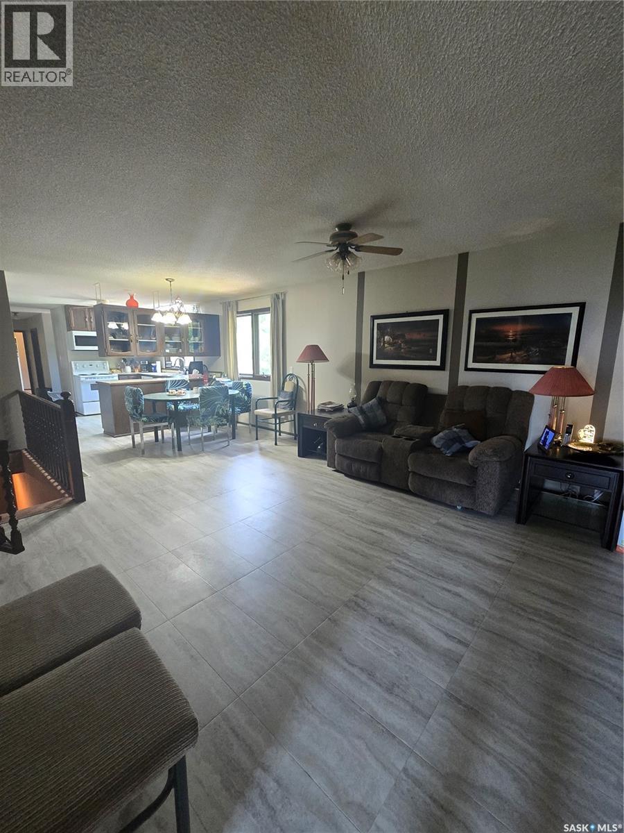 Smandych Acreage Property Photo 18