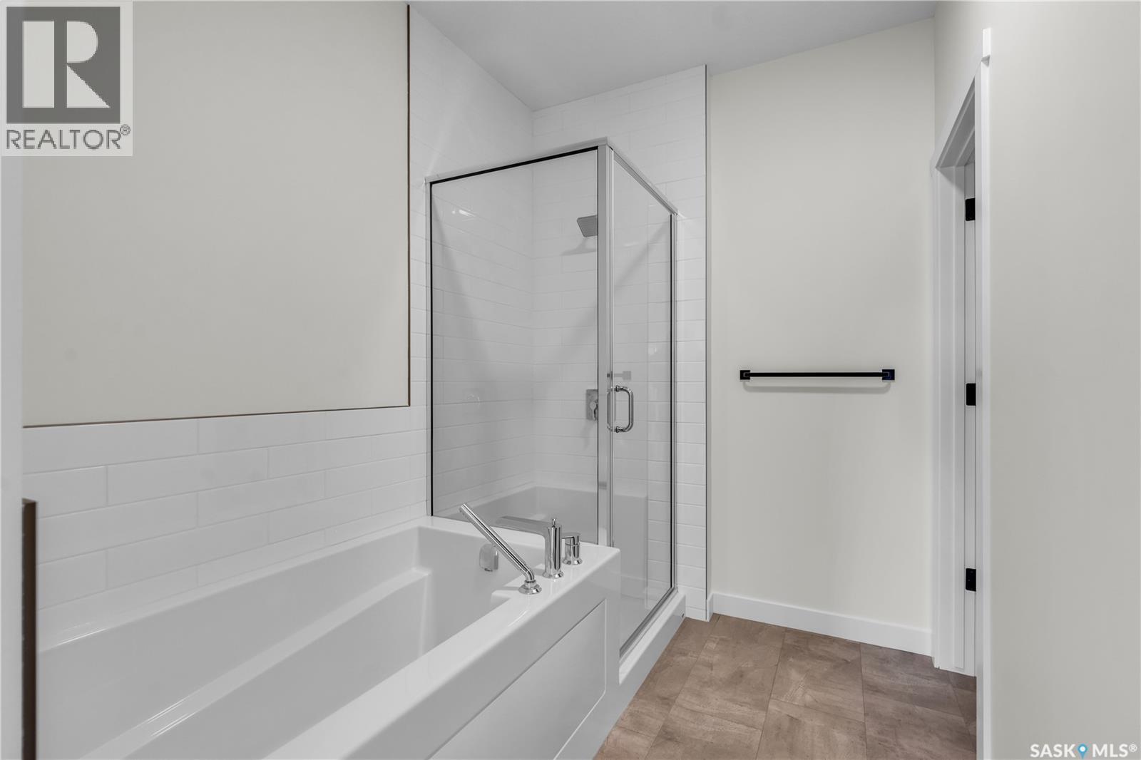 10 720 Brighton Boulevard Property Photo 9