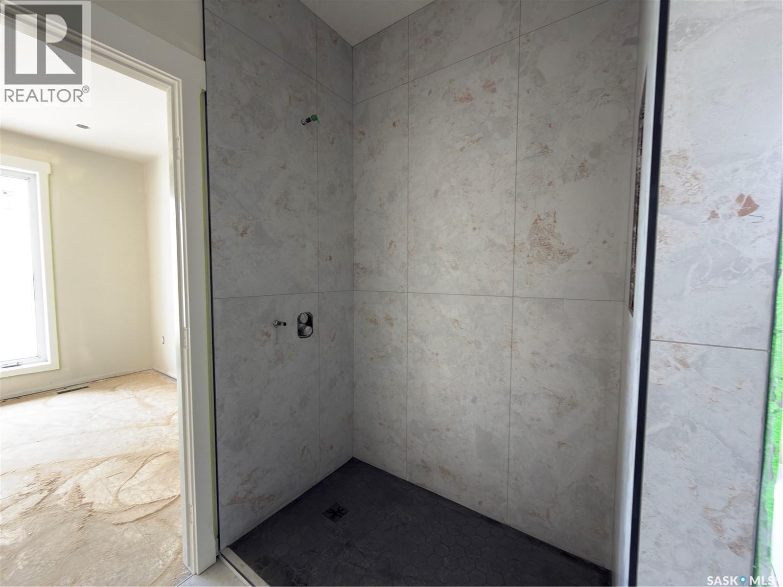 858 Delaet Bay Property Photo 18