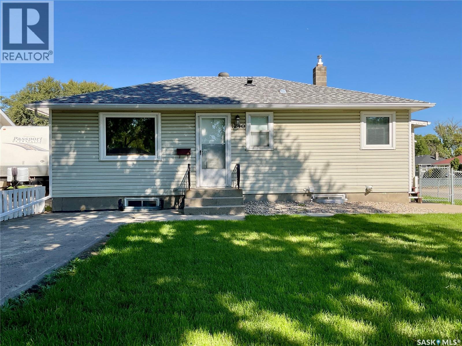 1240 10th AVENUE E Property Photo 1