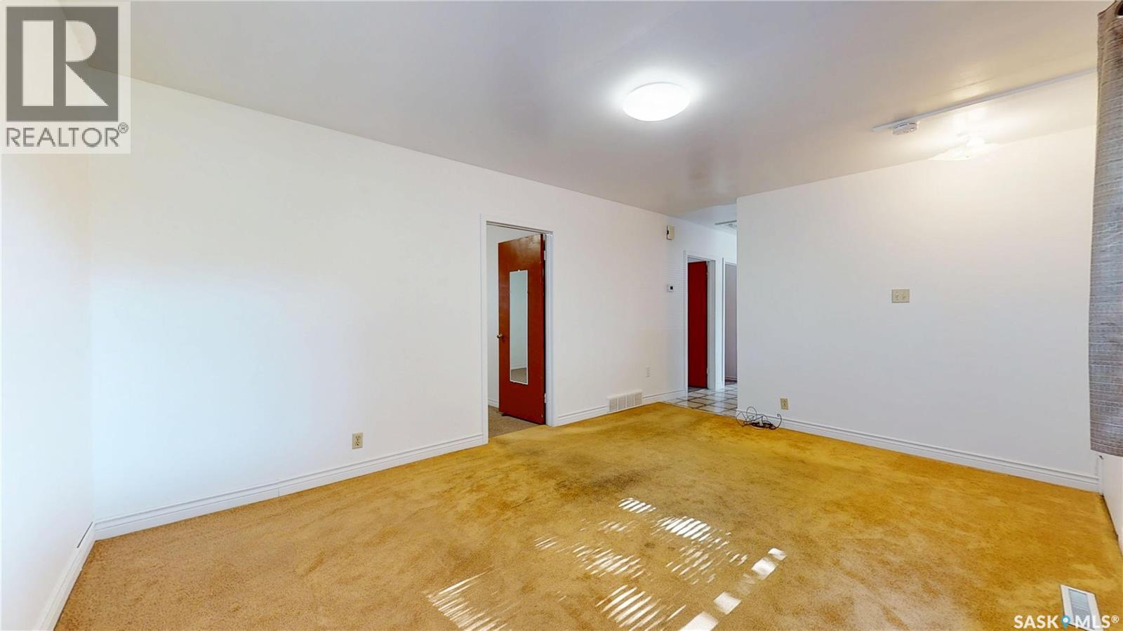 1240 10th Avenue E Property Photo 7