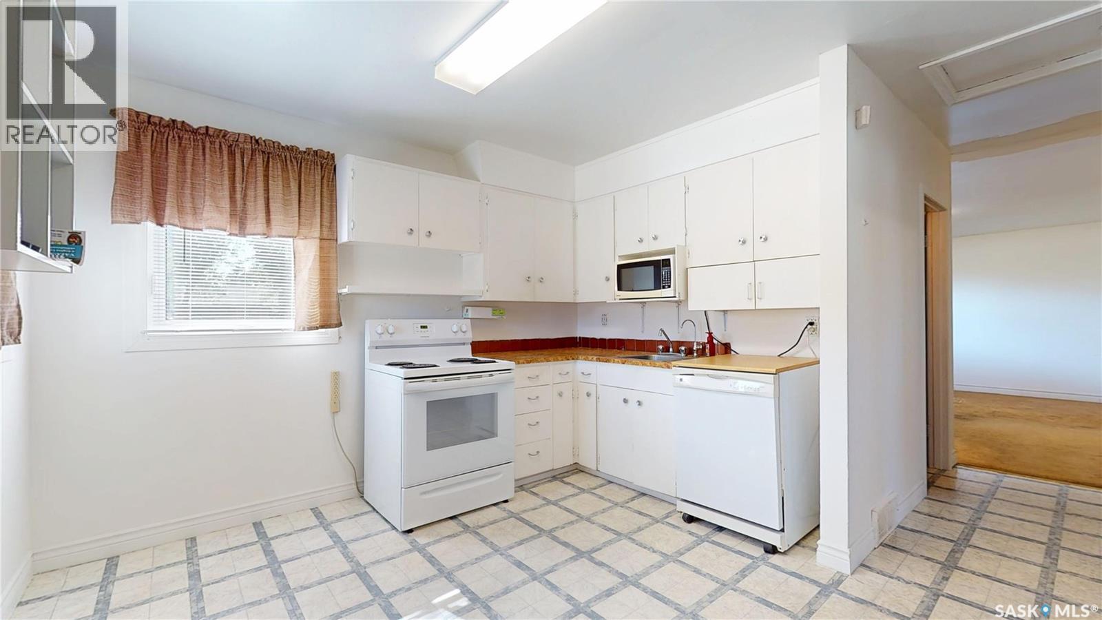 1240 10th Avenue E Property Photo 15