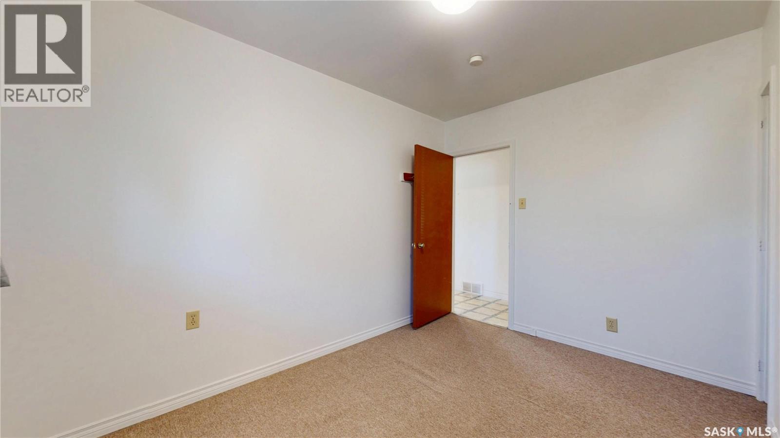 1240 10th Avenue E Property Photo 29