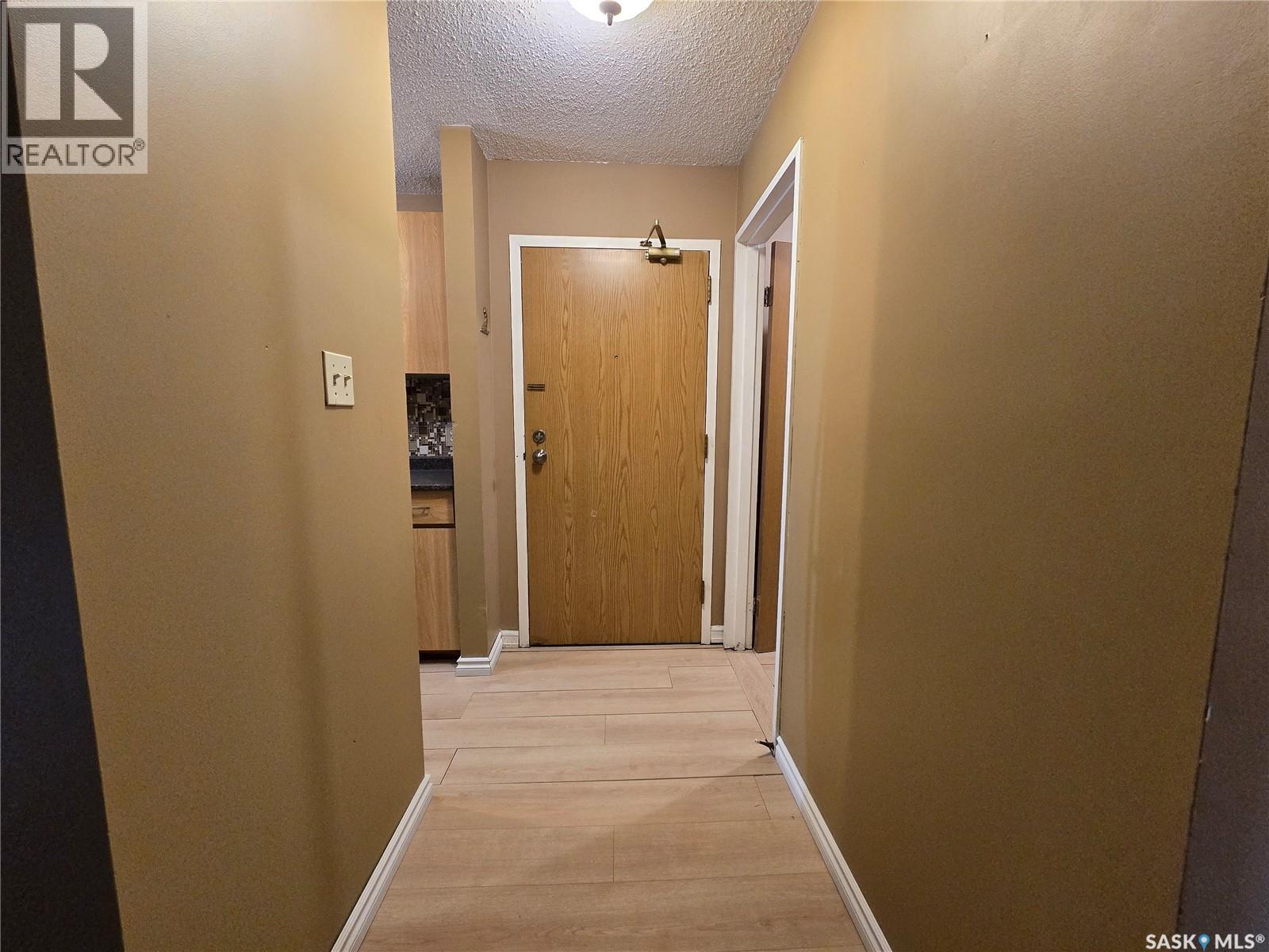 1320 425 115th Street E Property Photo 5