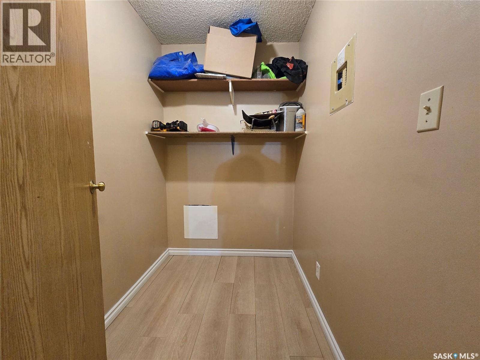 1320 425 115th Street E Property Photo 6
