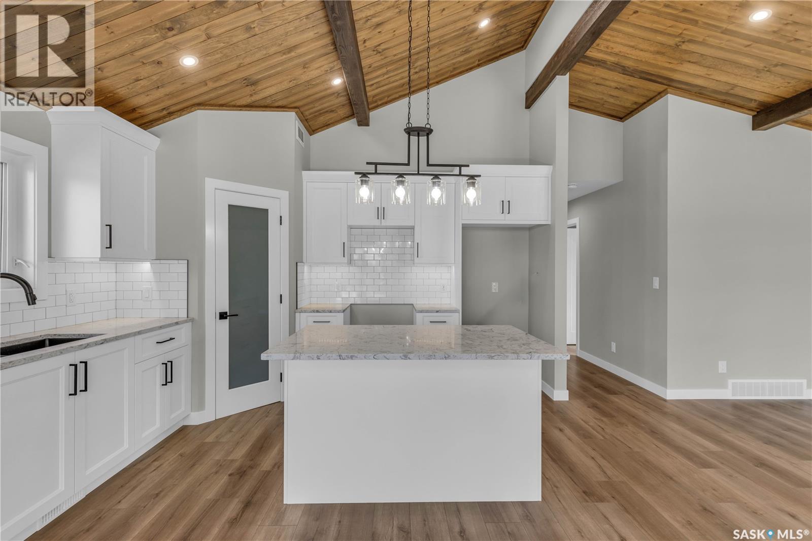 23 101 Neis Access Road Property Photo 4