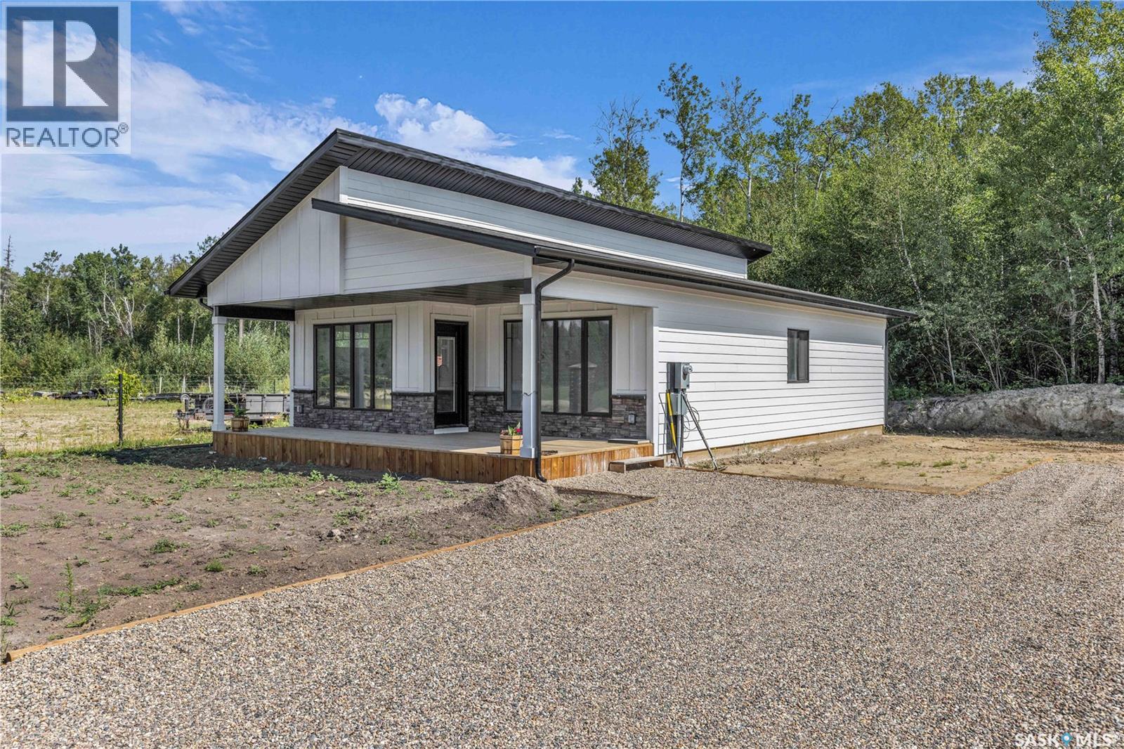 23 101 Neis Access Road Property Photo 8