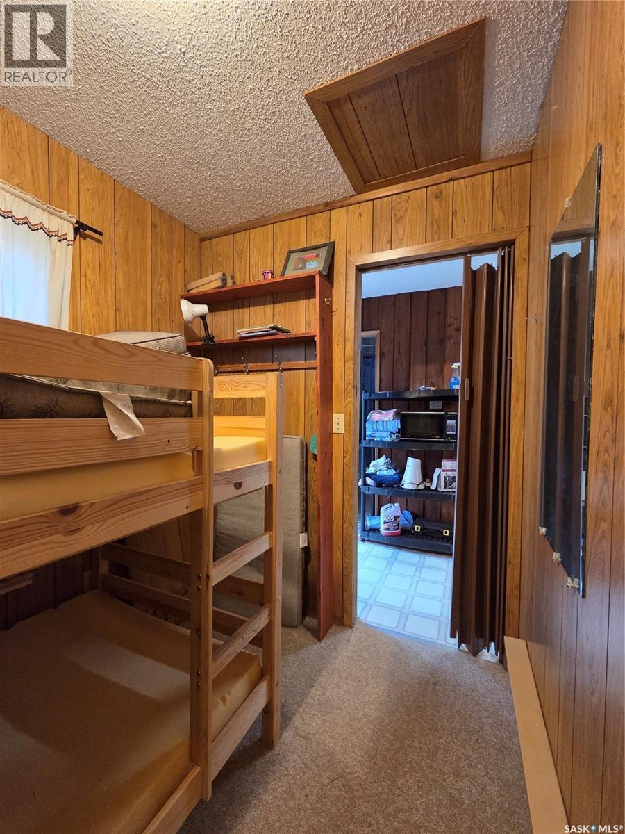 604 Pine Creek Crescent Property Photo 12