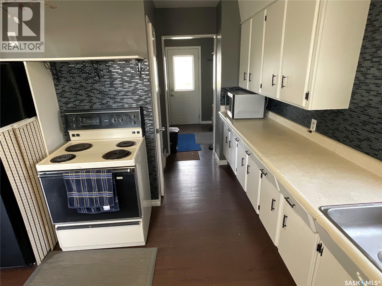217 3rd Street N Property Photo 3