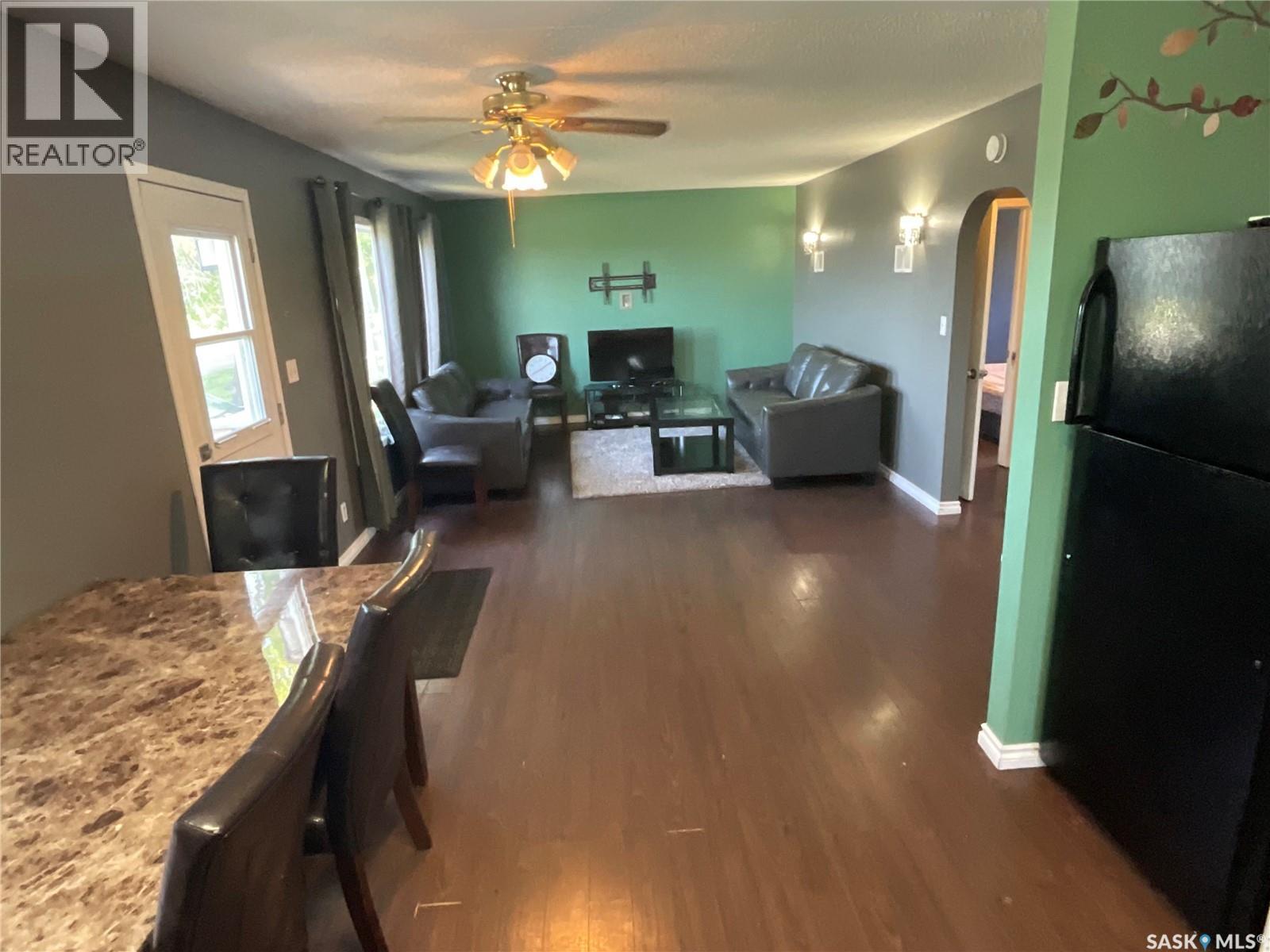 217 3rd Street N Property Photo 5