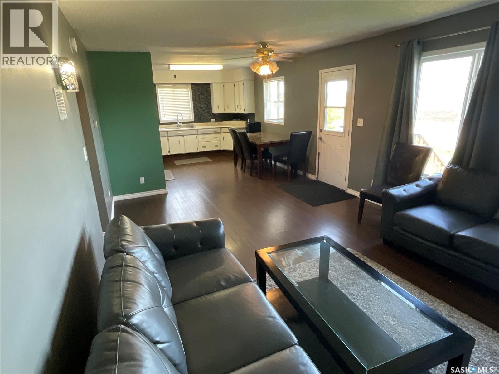 217 3rd Street N Property Photo 6