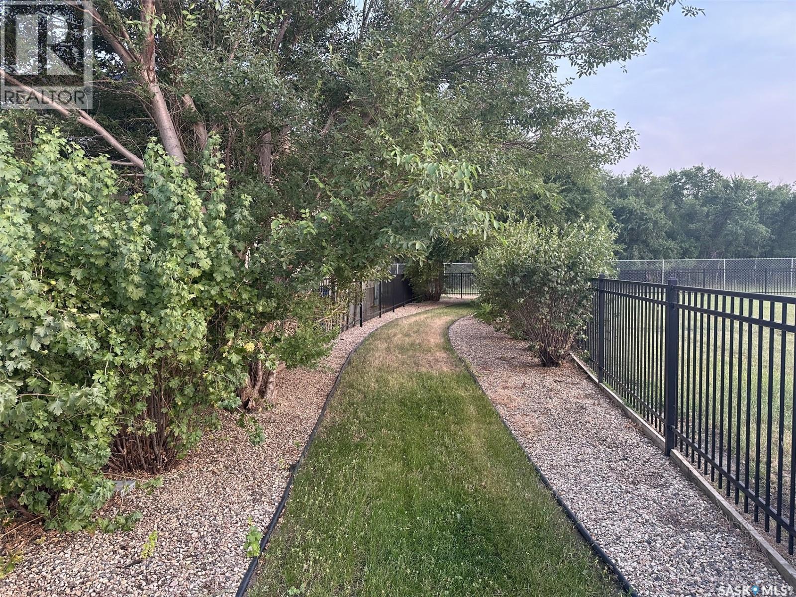 16 840 Chester Road Property Photo 8