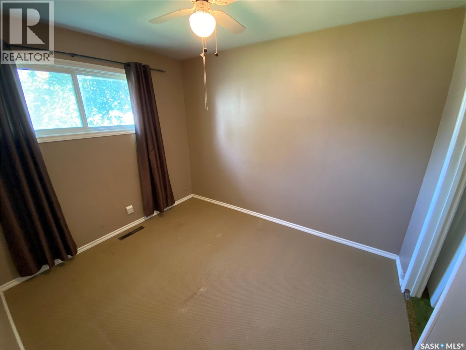 386 4th Avenue N Property Photo 7