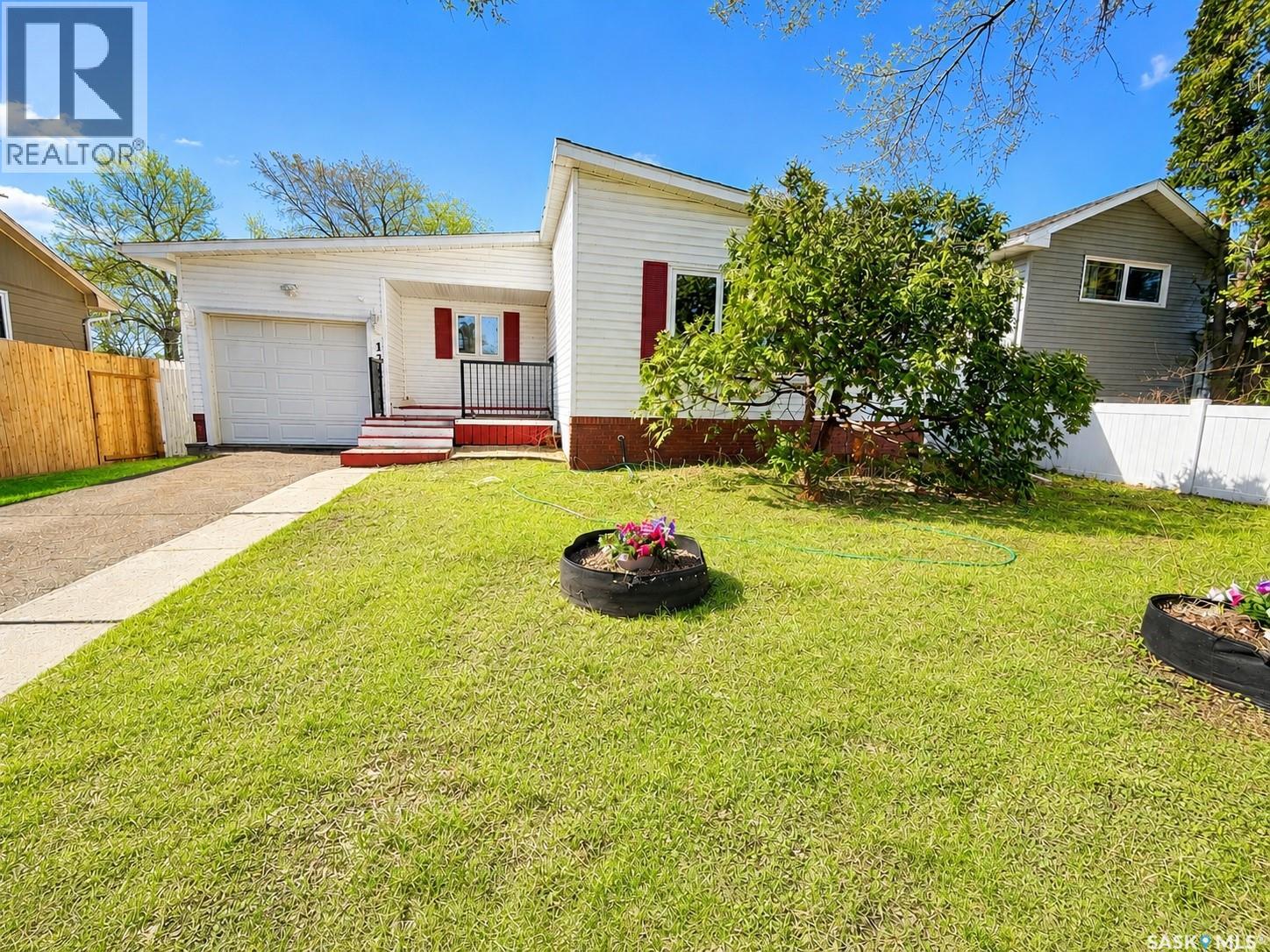 1321 Jubilee AVENUE Property Photo 1