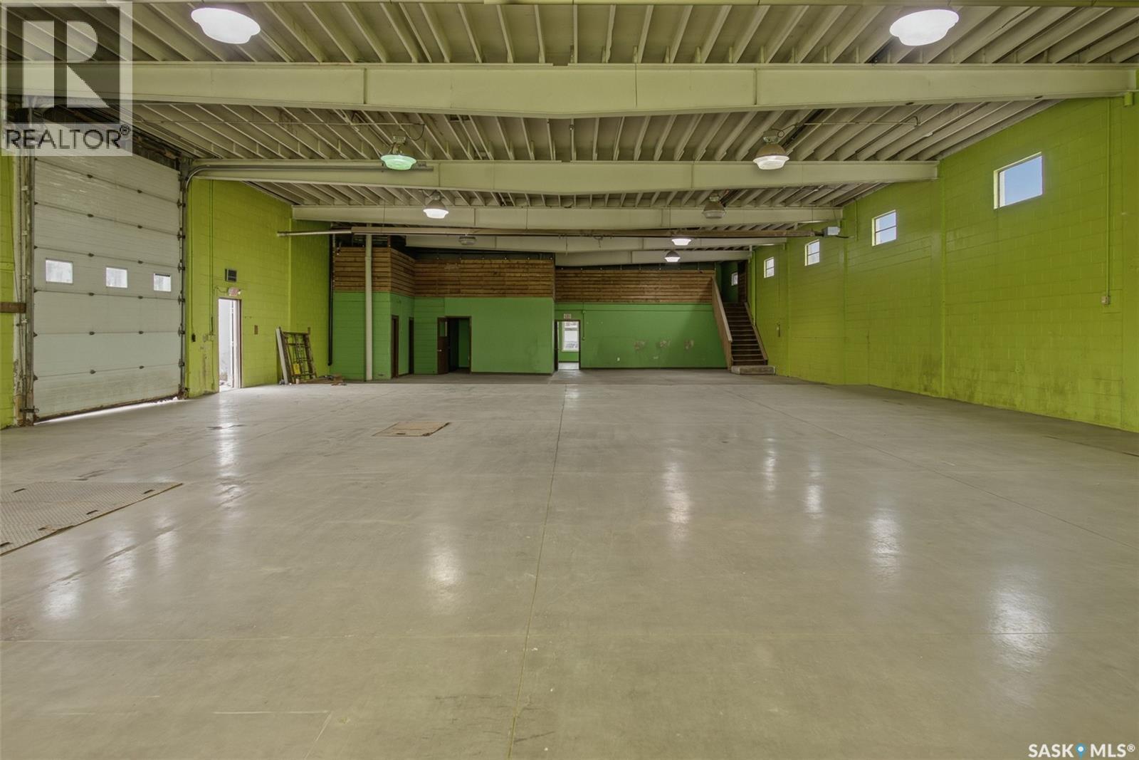 560 Dewdney Avenue E Property Photo 17
