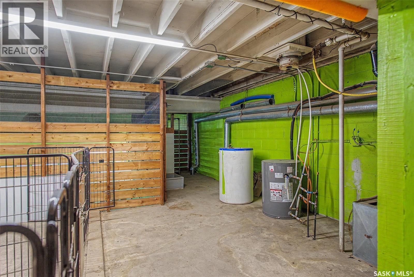 560 Dewdney Avenue E Property Photo 24