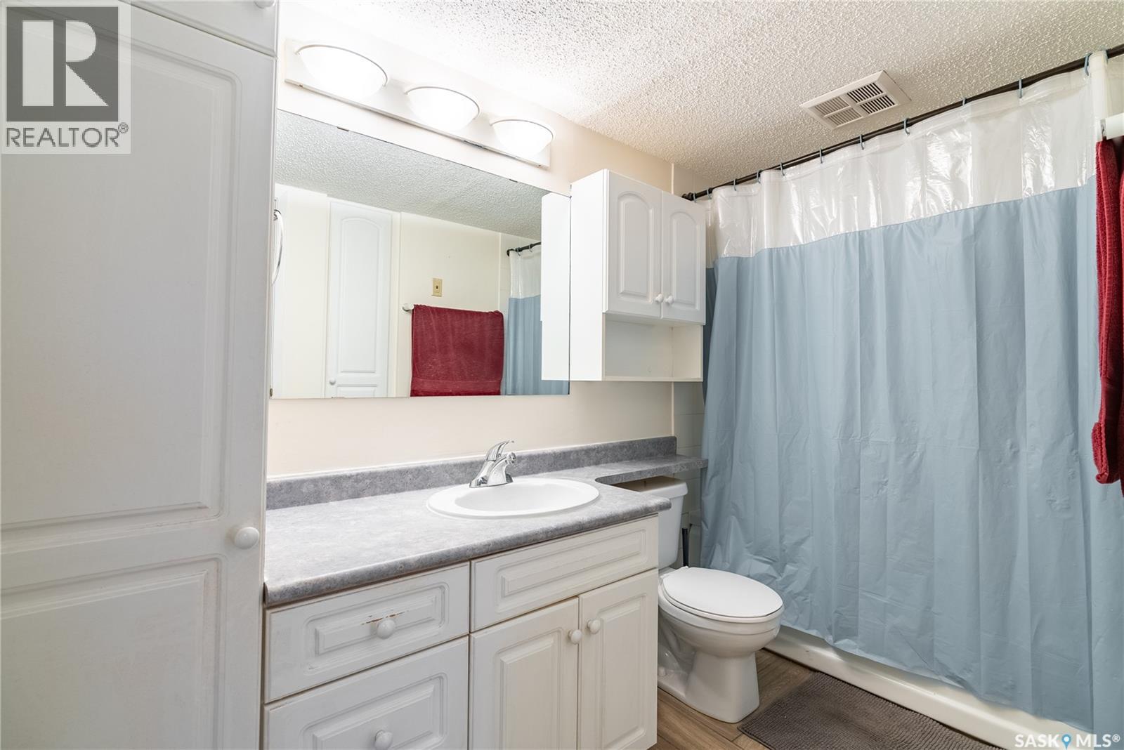 102 222 Saskatchewan Crescent E Property Photo 17