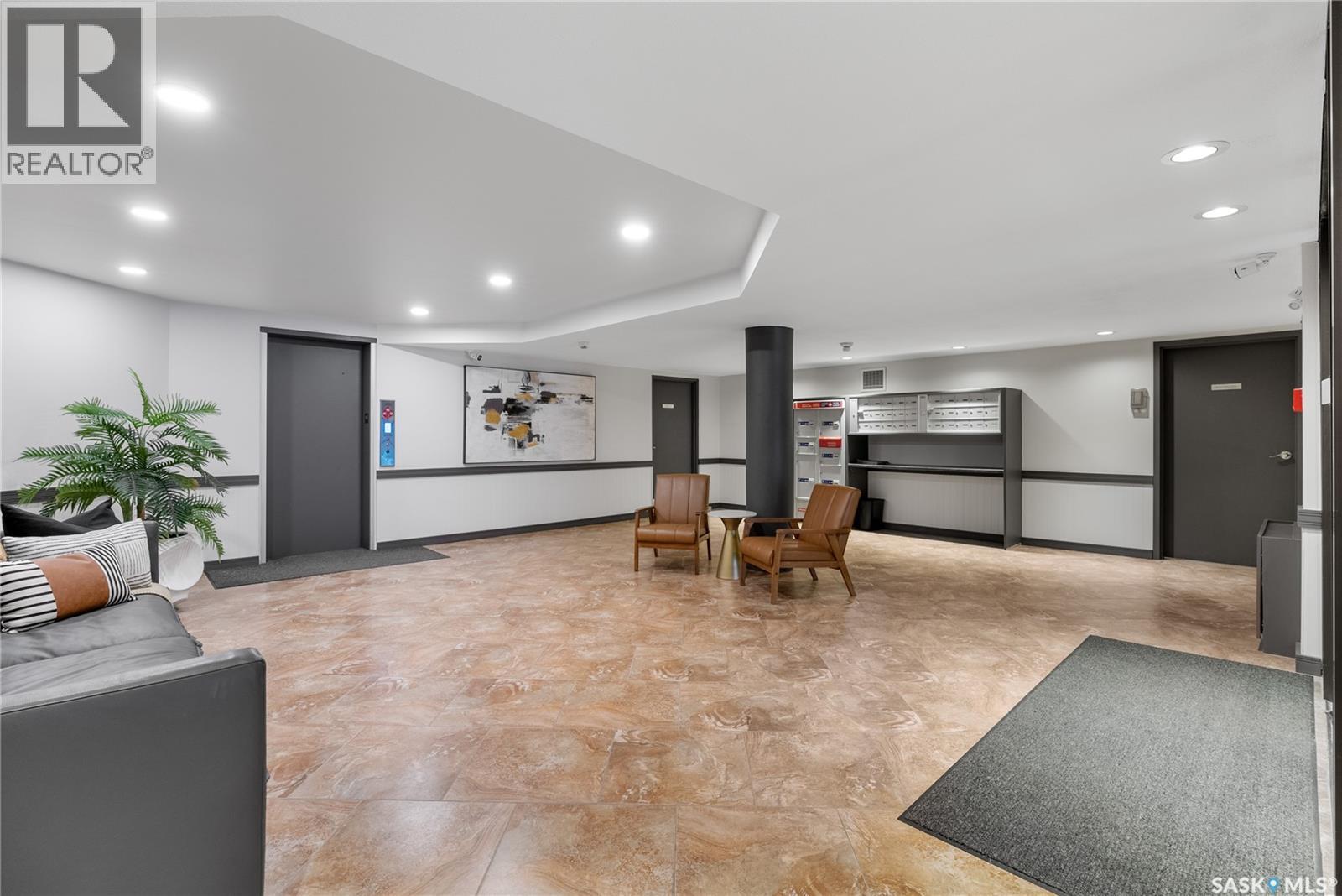 102 222 Saskatchewan Crescent E Property Photo 28