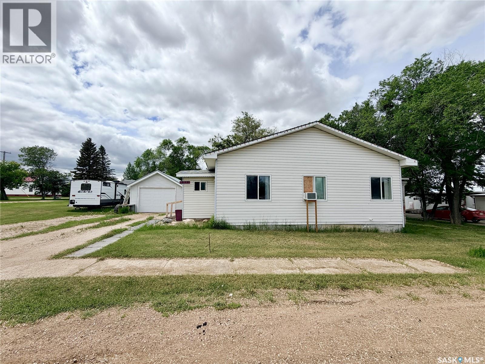 213 Main Street Property Photo 1