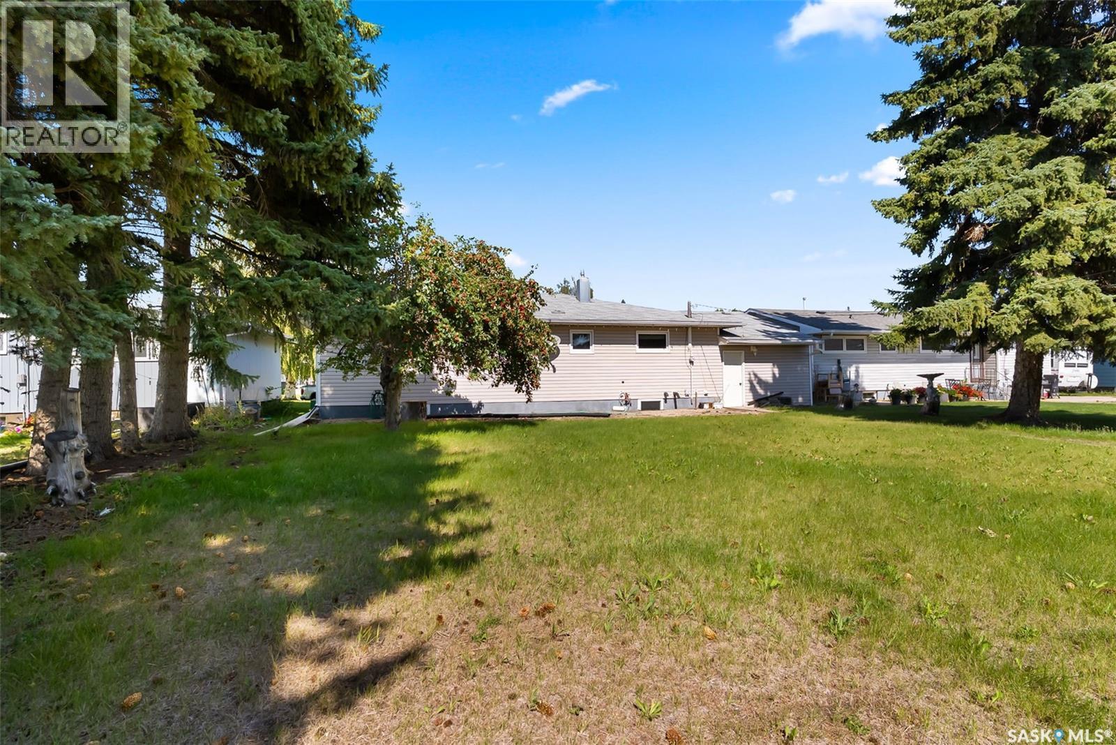 433 9th Avenue W Property Photo 26
