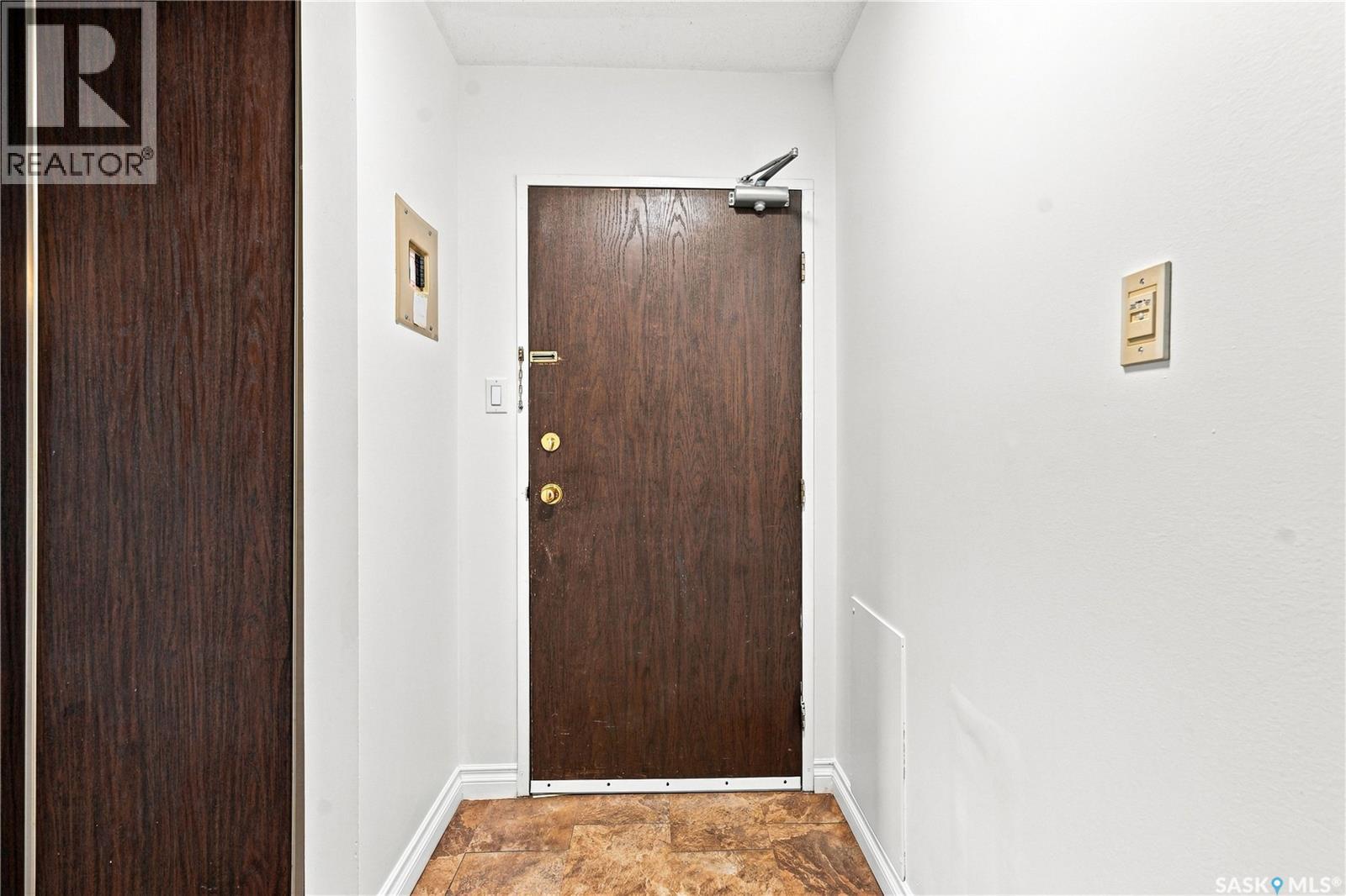 301 116 111th Street Property Photo 8
