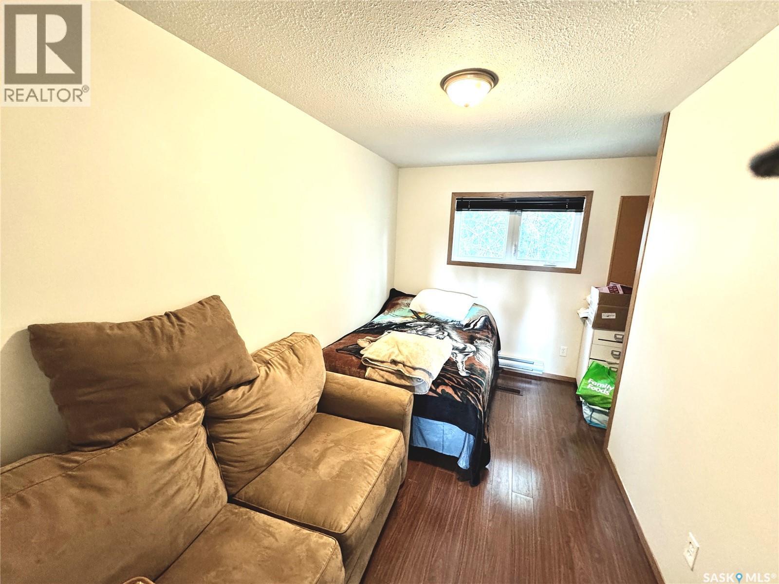 28 Mathews Crescent Property Photo 27