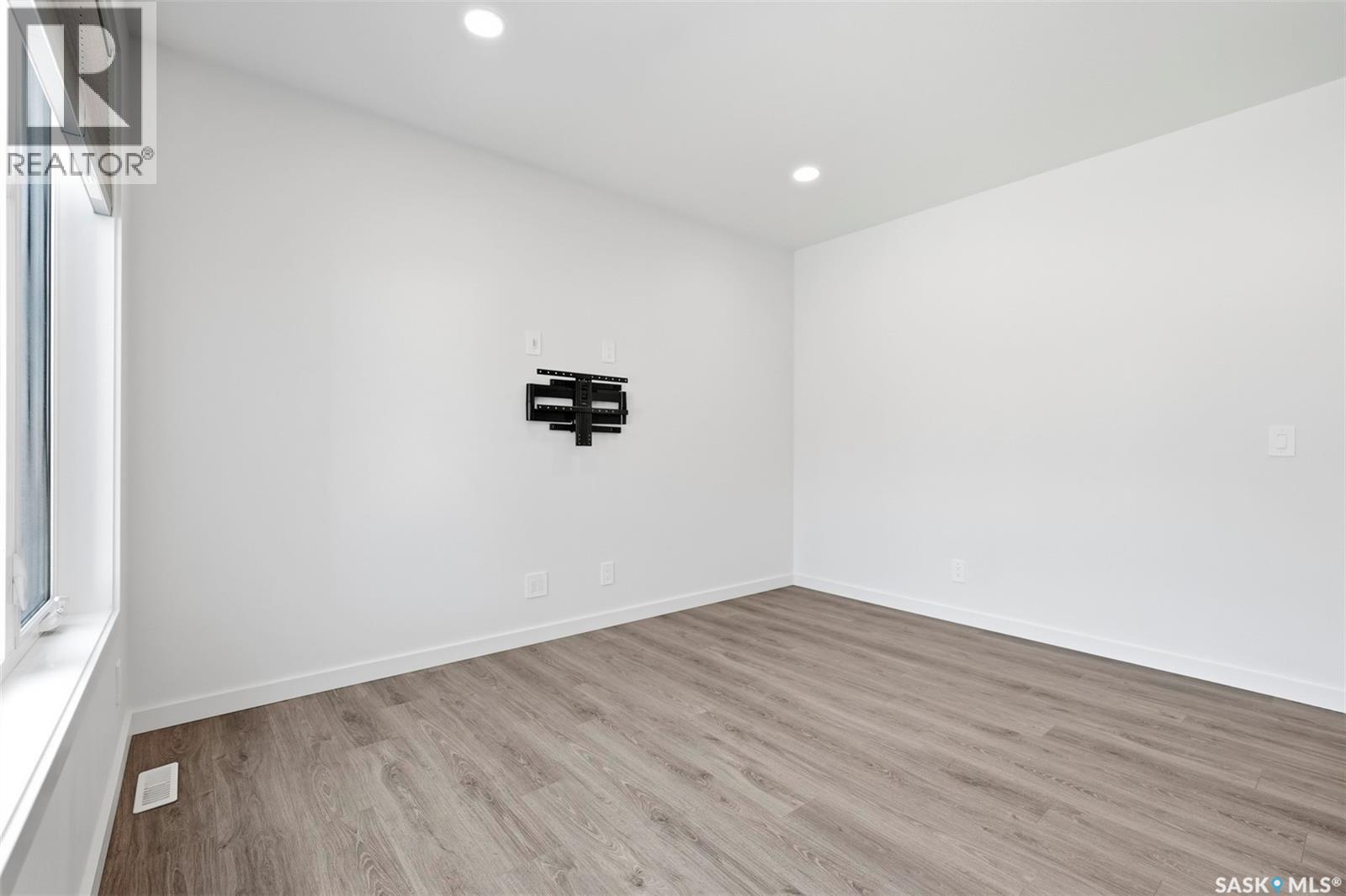 377 Germain Manor Property Photo 20