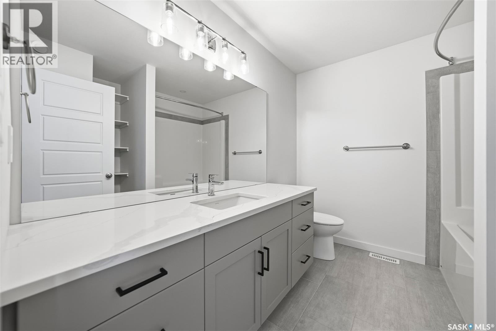 377 Germain Manor Property Photo 40