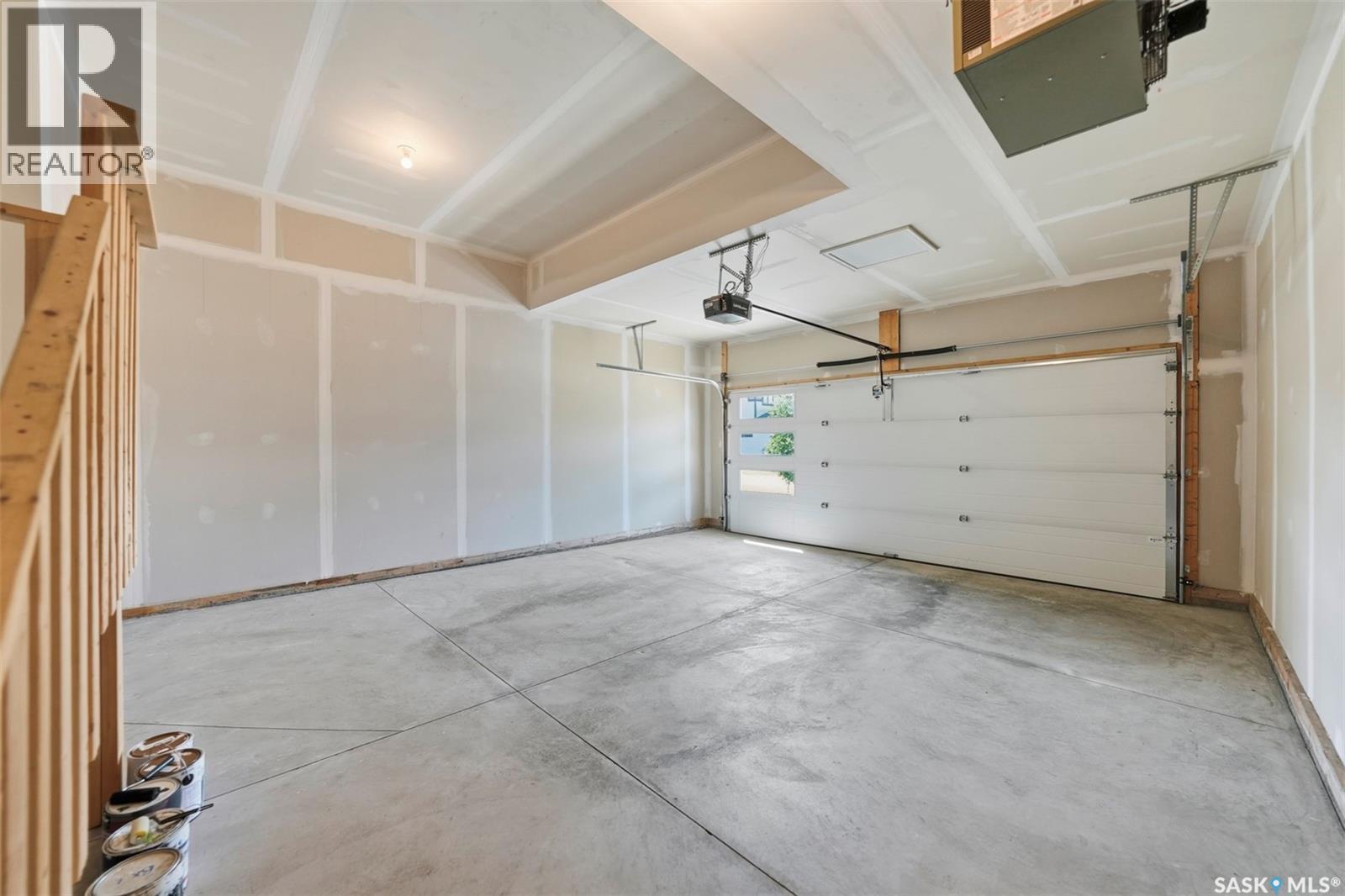 377 Germain Manor Property Photo 45