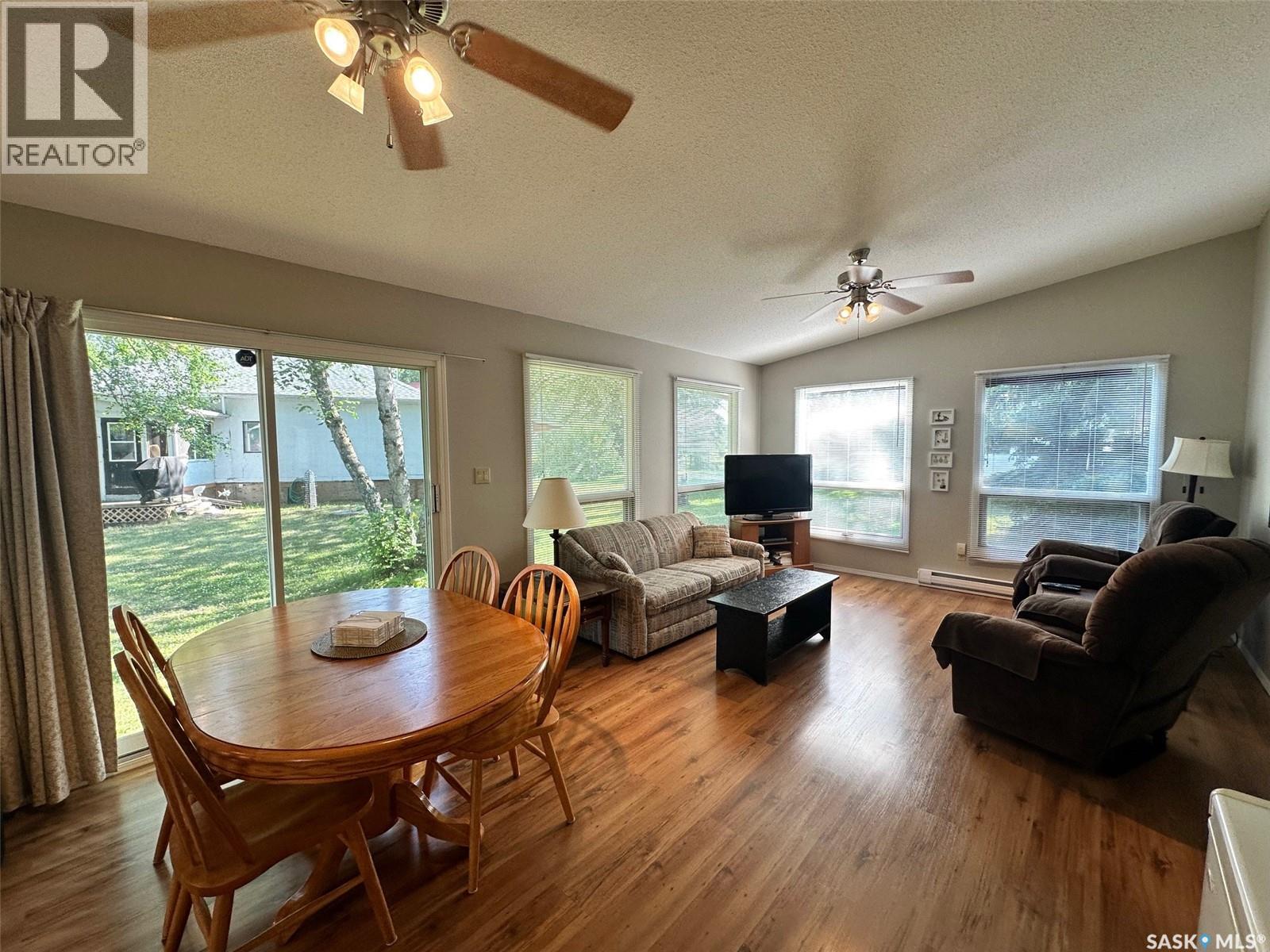 24 Ruby Crescent Property Photo 6