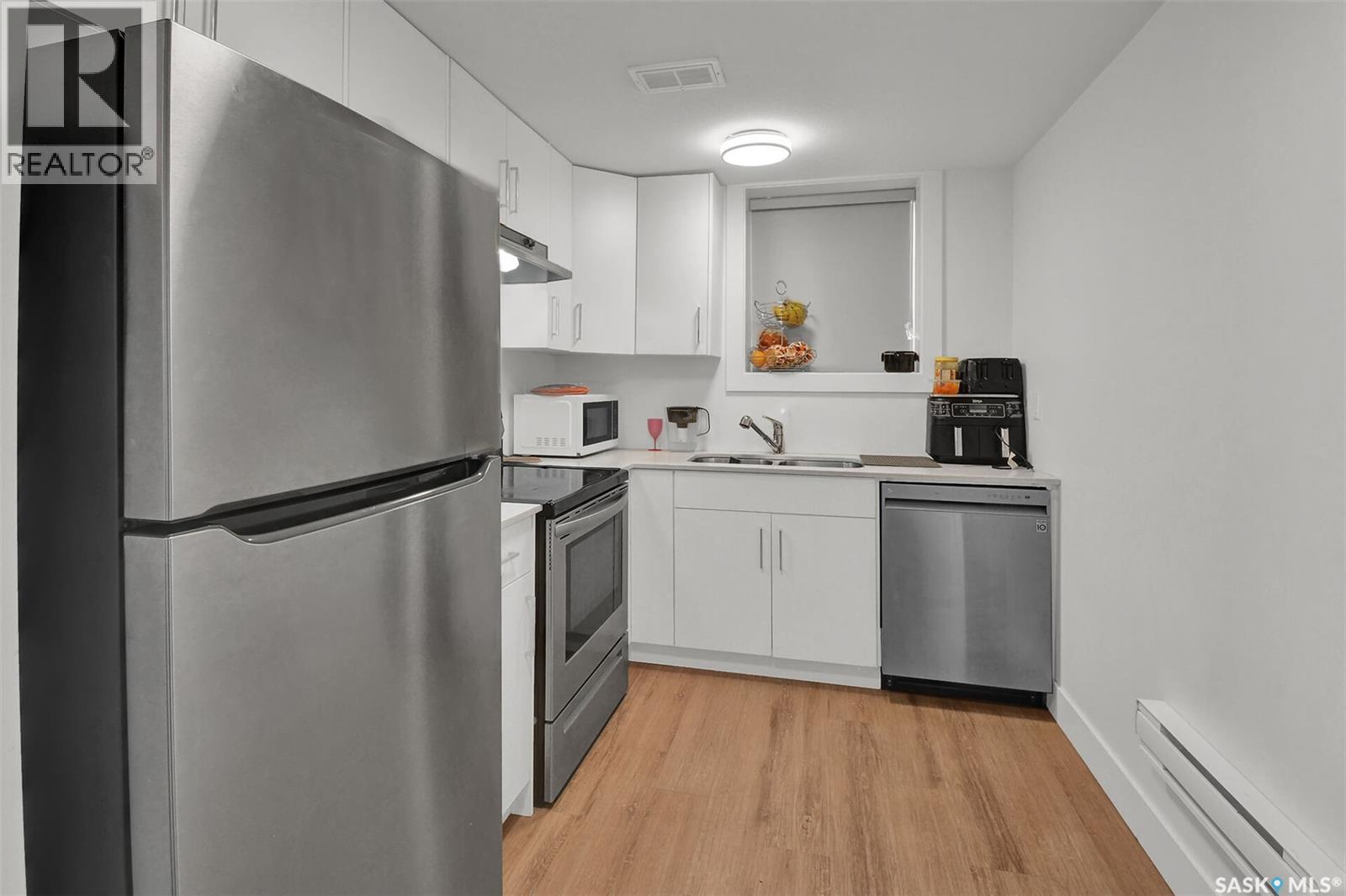 519 Kenaschuk Way Property Photo 33