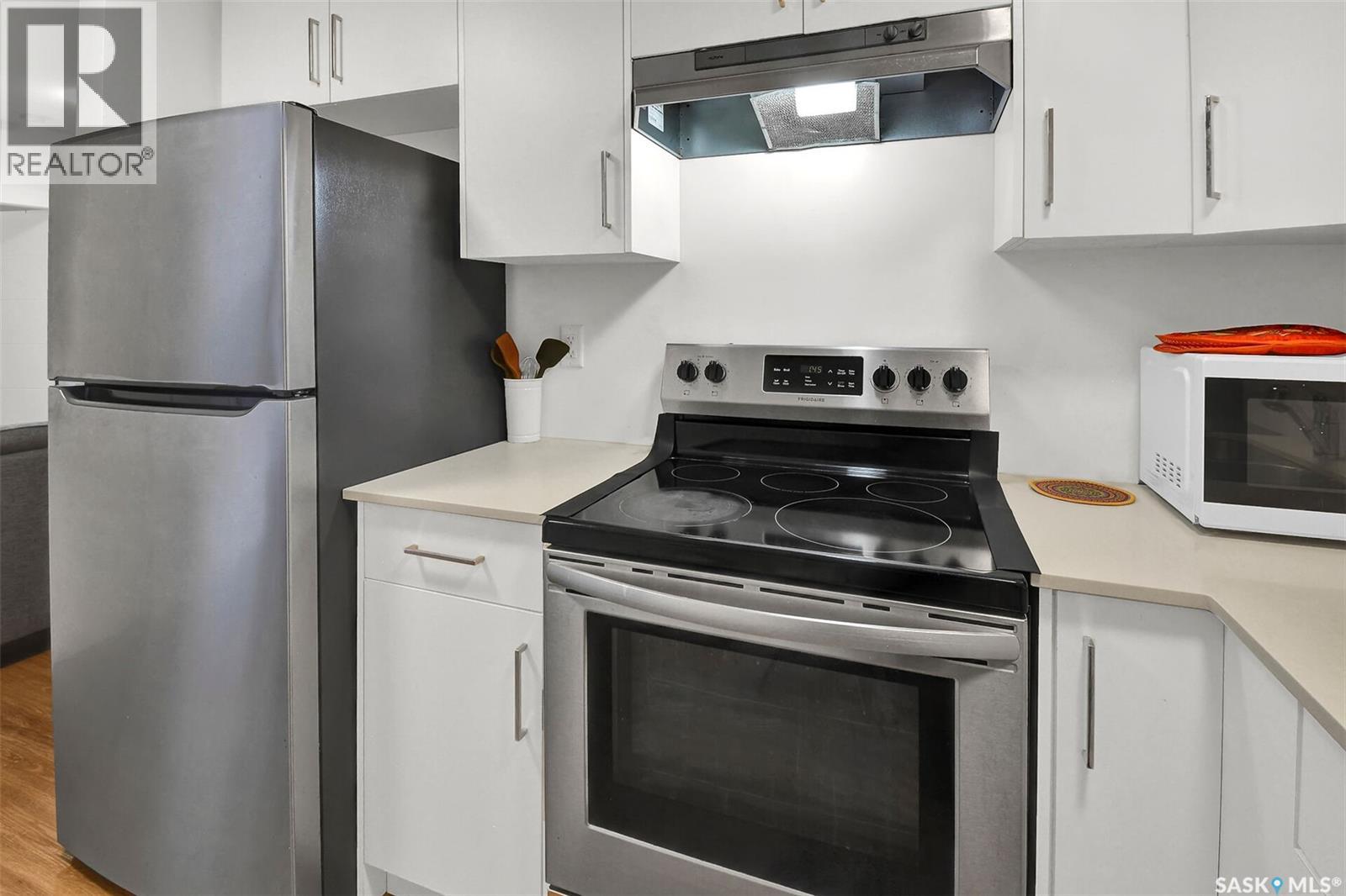 519 Kenaschuk Way Property Photo 34