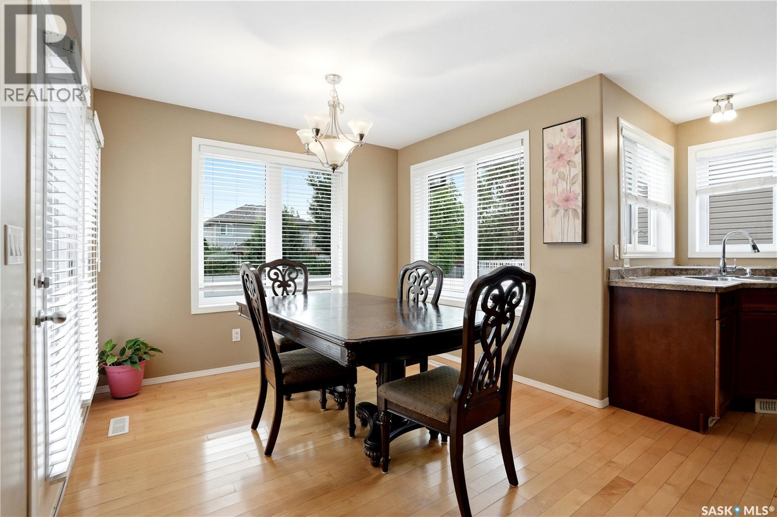 110 Stepney Crescent Property Photo 11