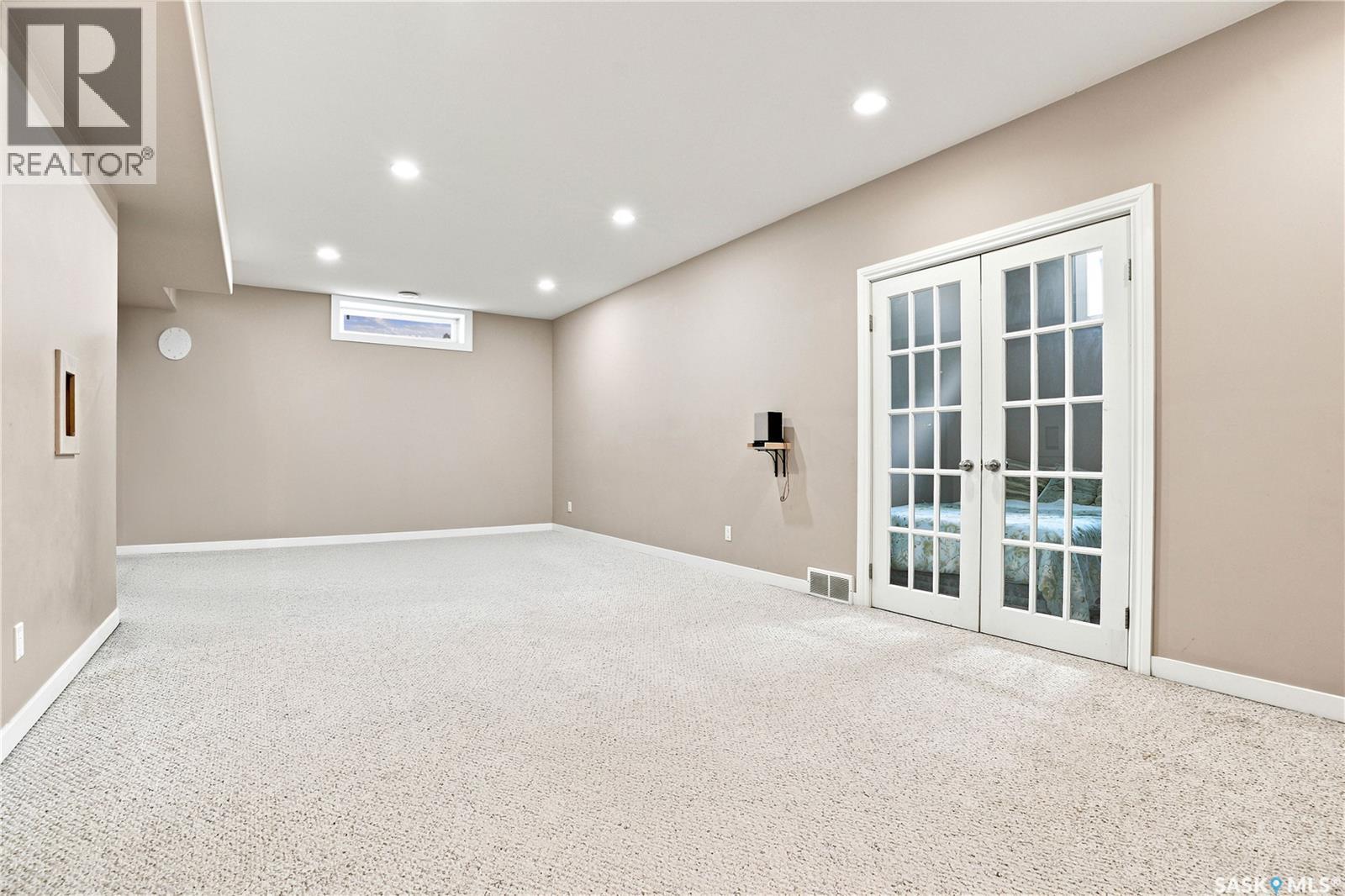 110 Stepney Crescent Property Photo 38