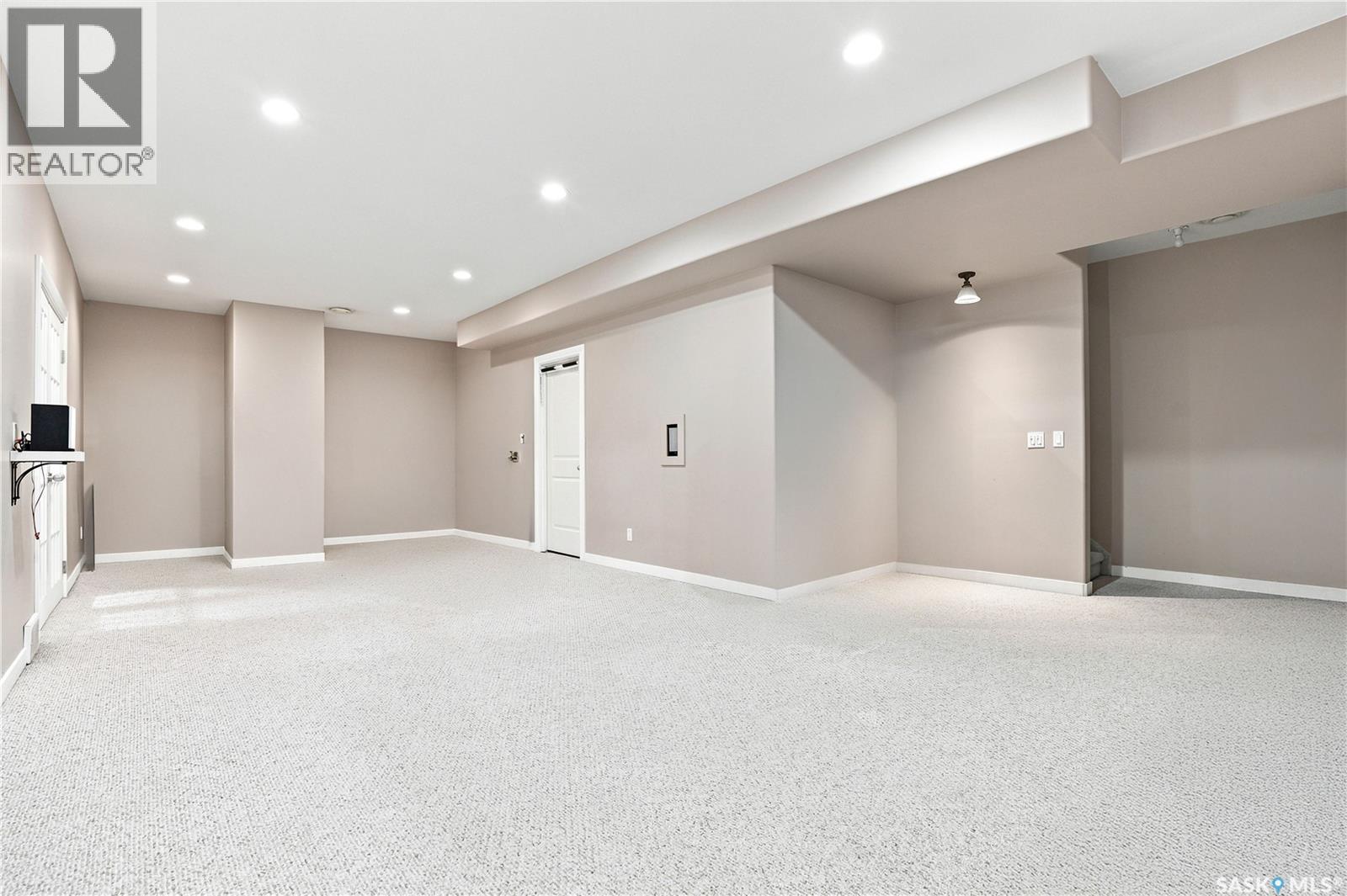 110 Stepney Crescent Property Photo 40