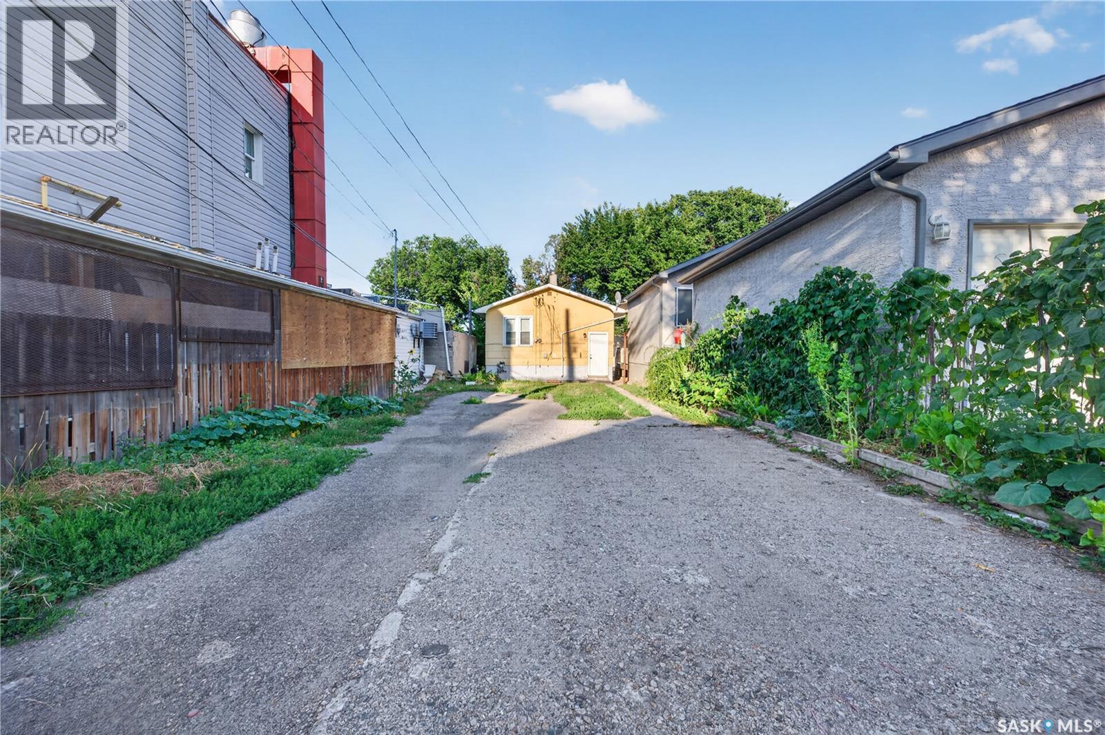 1415 11th Avenue Property Photo 9