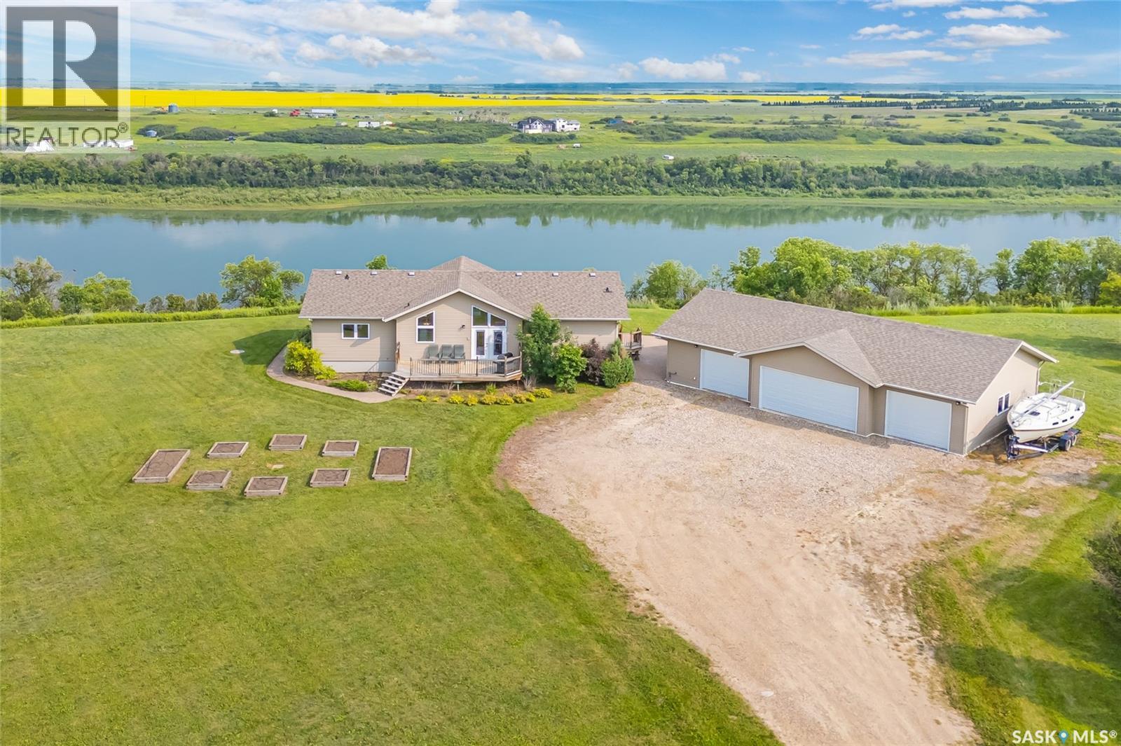 Roberts Riverfront Acreage Photo de la propriété 1