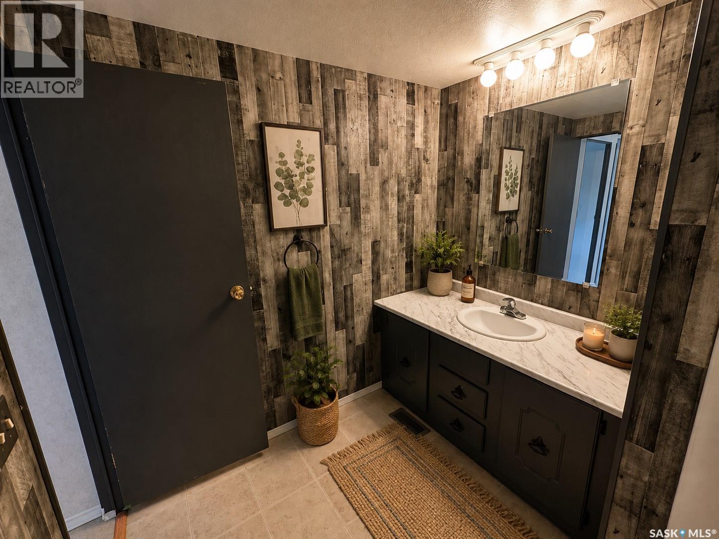 19 1035 Boychuk Drive Property Photo 26