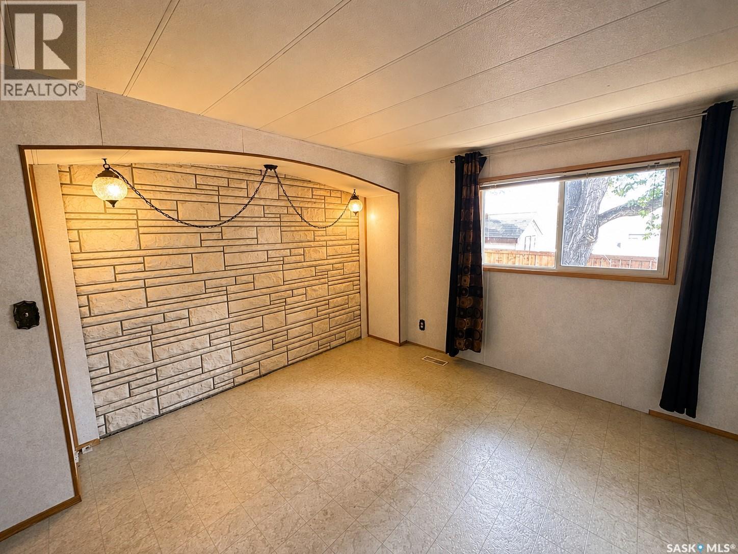 19 1035 Boychuk Drive Property Photo 32