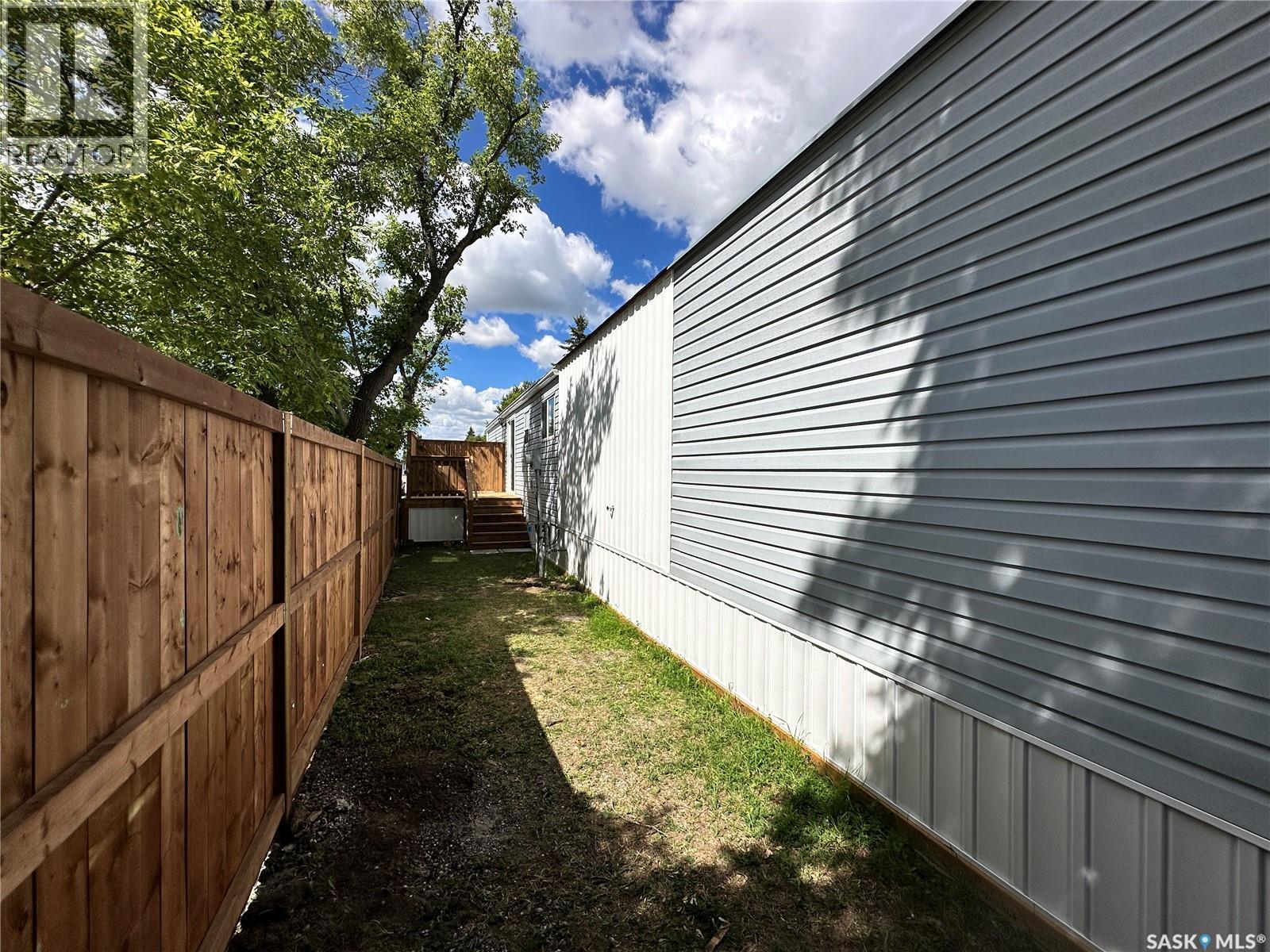 19 1035 Boychuk Drive Property Photo 42