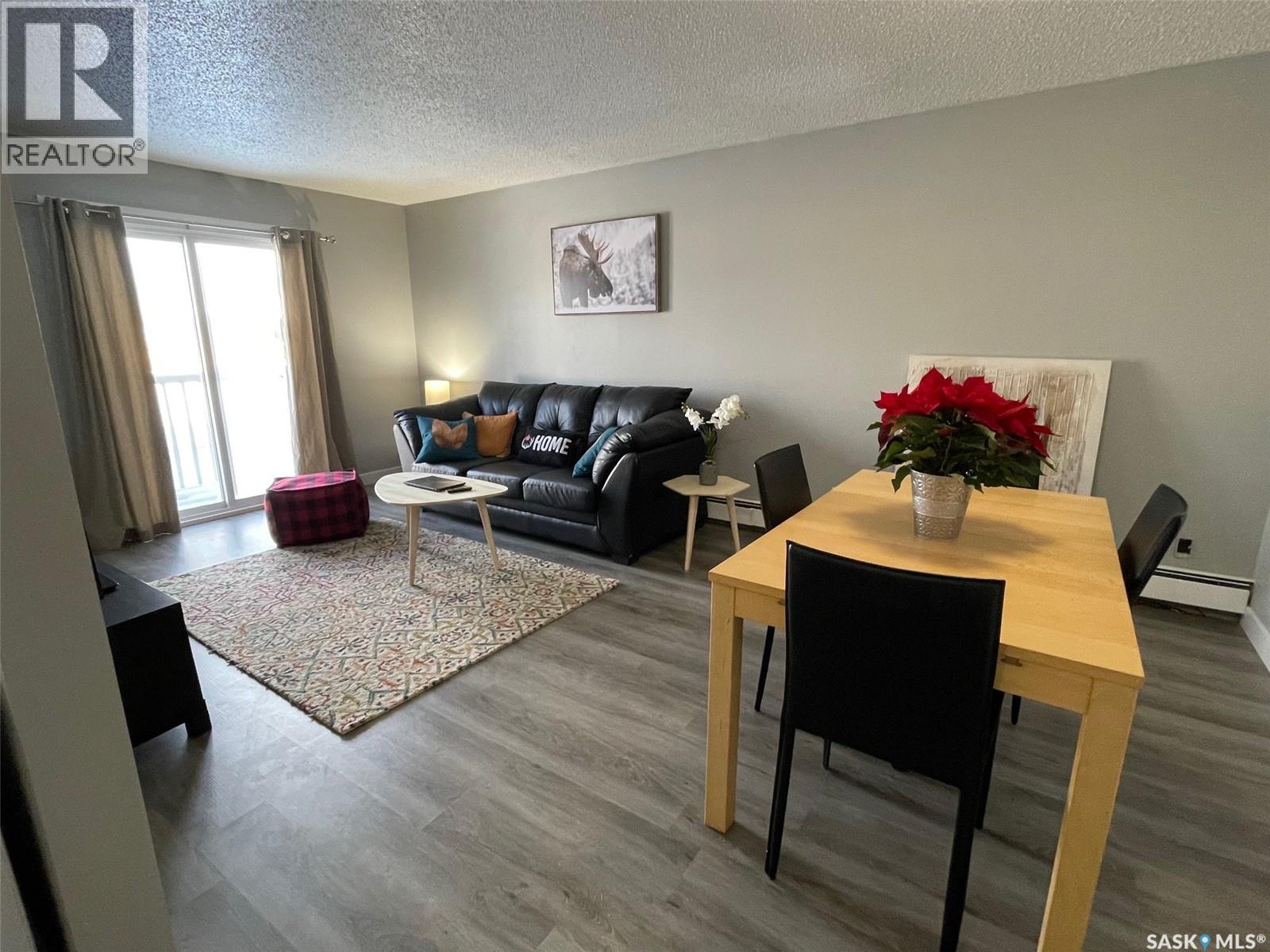 81 Dunfield Crescent Property Photo 6