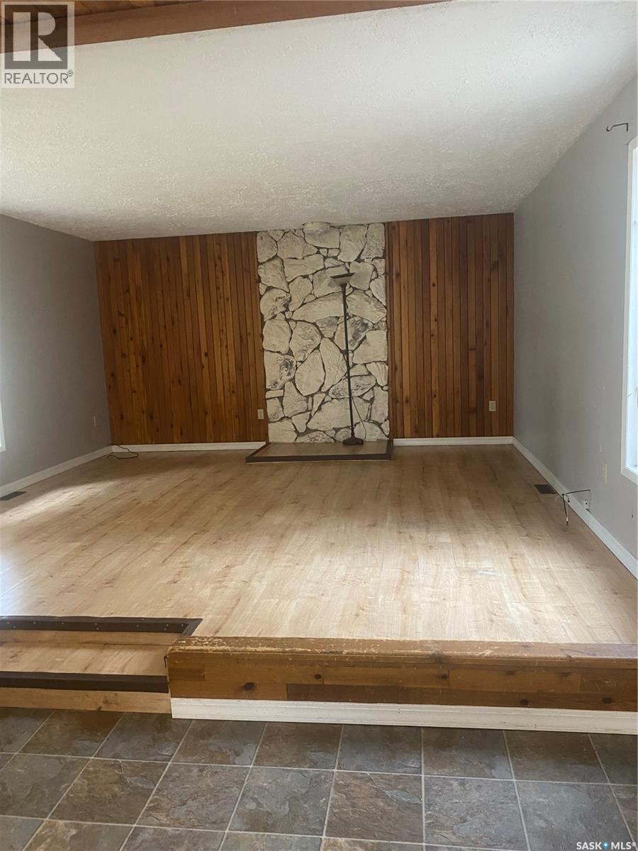 244 Hudson Avenue S Property Photo 9