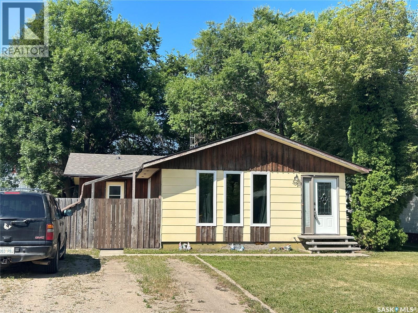 531 6th STREET Property Photo 1