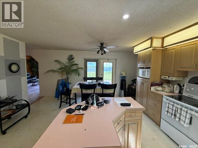 Edgewater Estate Property Photo 21